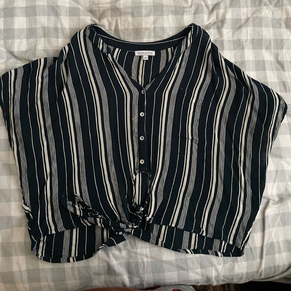 blue and white flowy top!